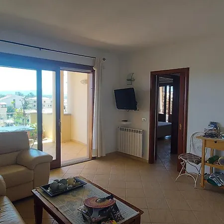 Apartment Dema