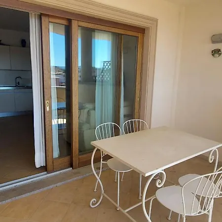 Apartamento Dema Olbia